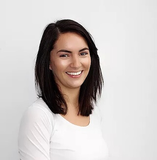  Dr. Kellie Adamson 